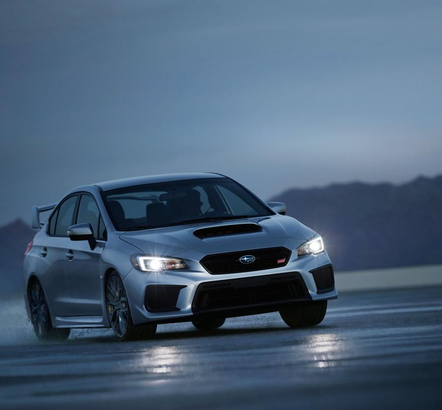  Subaru WRX STi 2017 года  (NA) (фото 32 из 33)